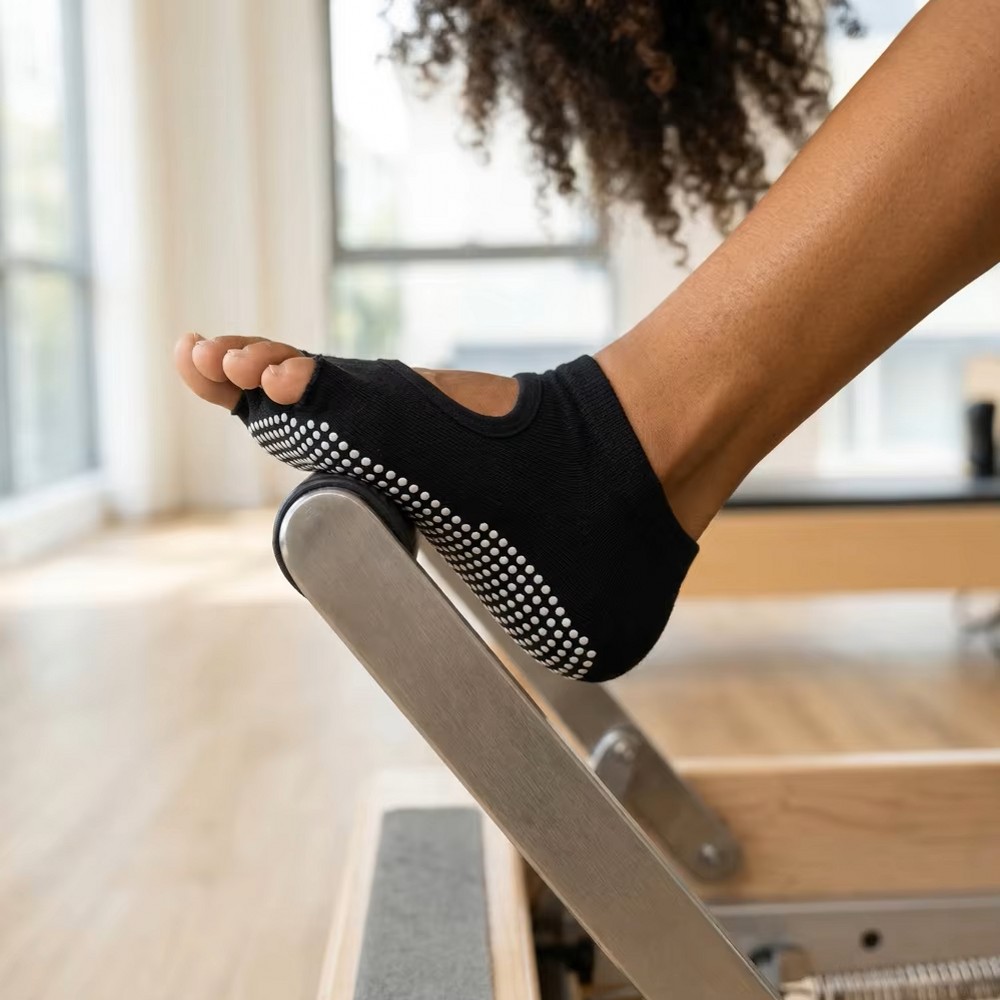 背中が開いた五本指タイプのヨガソックス。通気性に優れた、ピラ - Medias Para Pilates Y Yoga のレビューと価格